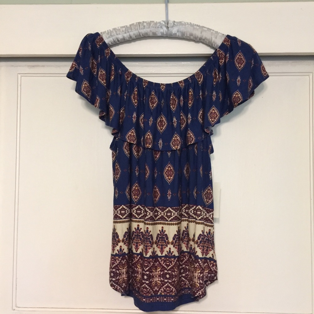 Sleeveless soft cotton shirt size medium